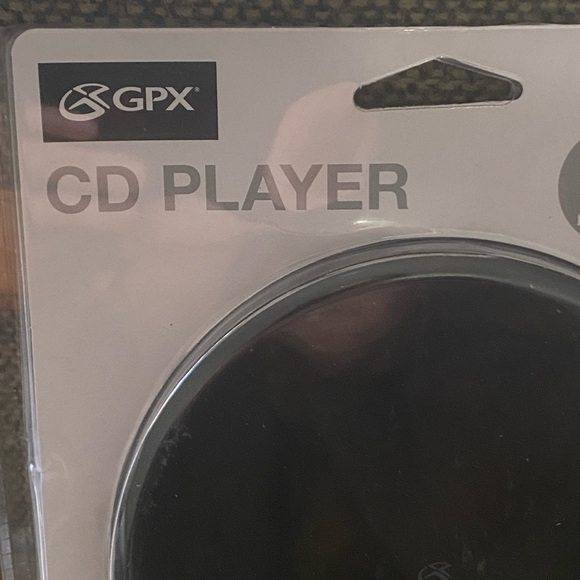 Vintage Portable CD player with Headphones. - Picture 3 of 7